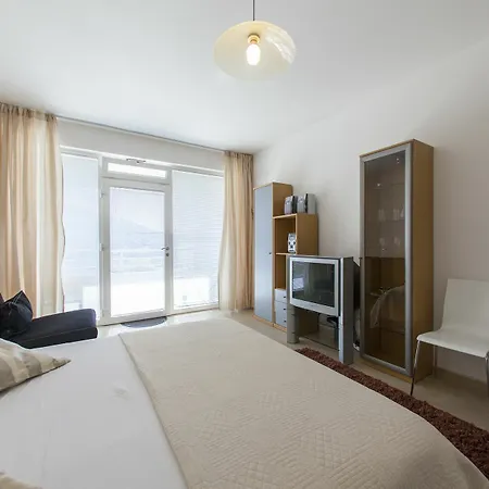 Katarina 3 Apartment